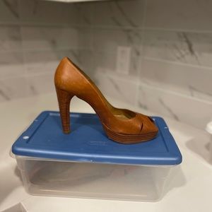 Stuart Weitzman